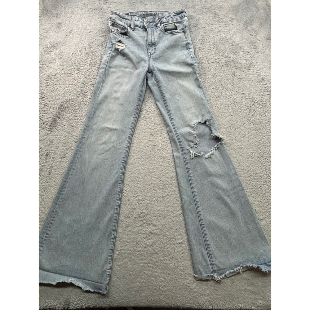 American Eagle Light Wash Distressed High Rise Flare Jeans Size 4 Regular